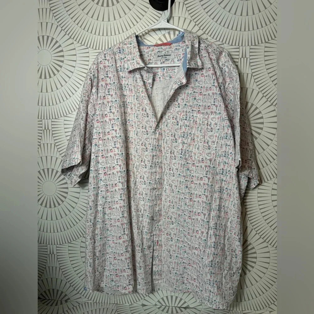 Tommy Bahama Men’s Button Up Shirt White Nova Wave Cocktail Drinks Print XXL